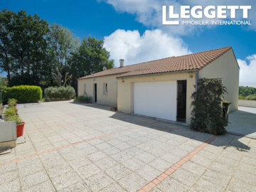 1 - Vouvant, House
