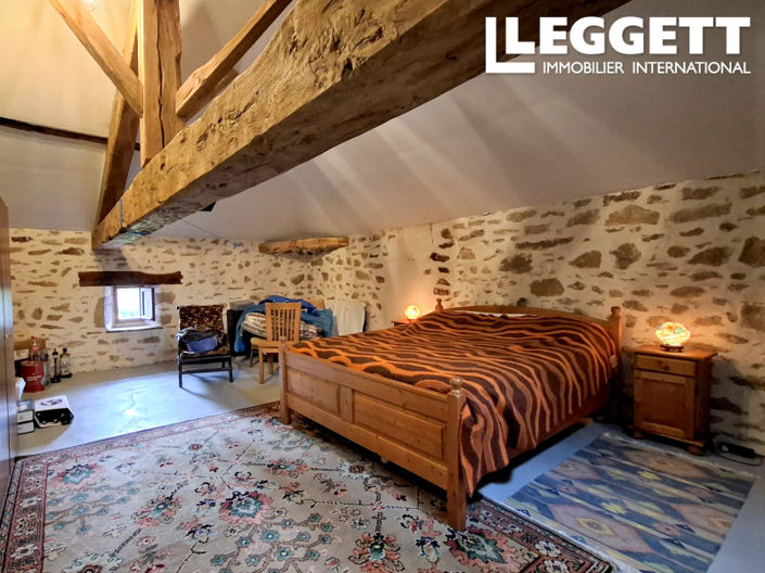 Image No.9-4 Bed House for sale