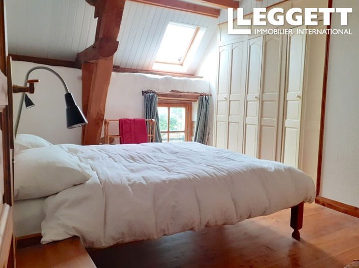 Image No.9-4 Bed House for sale