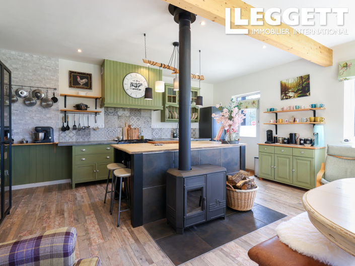 Image No.1-3 Bed House for sale