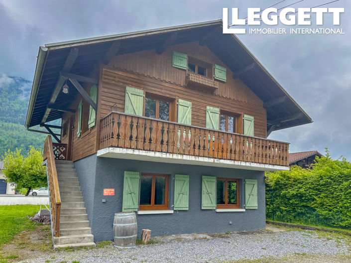 Image No.1-3 Bed House for sale