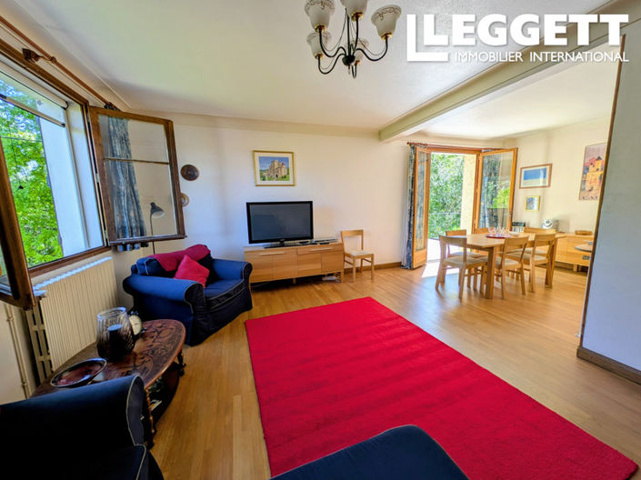 Image No.2-4 Bed House for sale