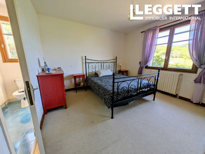 Image No.7-4 Bed House for sale