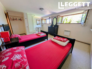 ahr0chm6ly9jzg4uagvzdglhlmltbw8vaw1hz2uvvevom