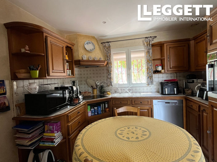 Image No.4-2 Bed House for sale