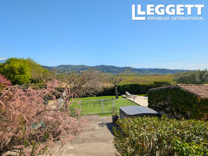 Image No.10-11 Bed House for sale