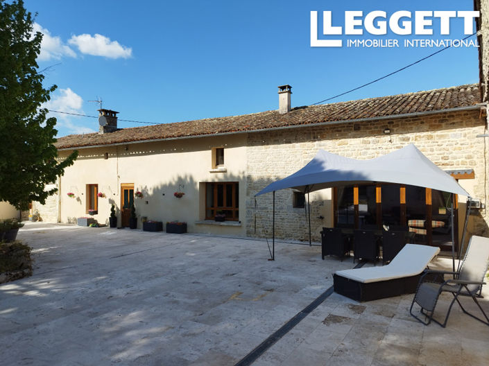 Image No.2-Maison de 3 chambres à vendre à Sauzé-Vaussais