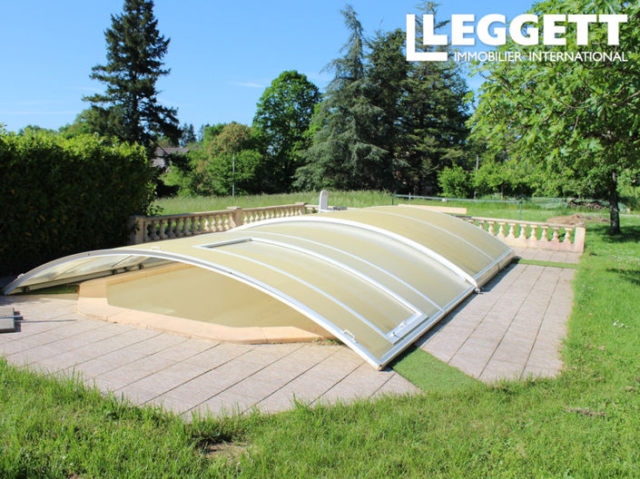 Image No.7-7 Bed House for sale