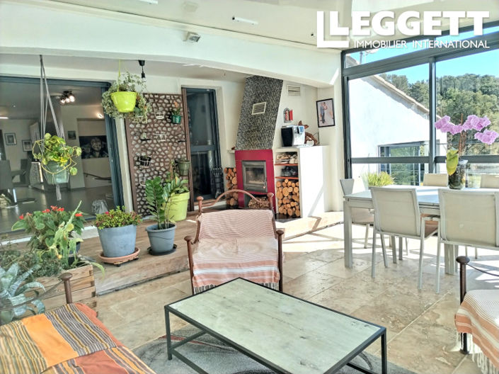 Image No.10-4 Bed House for sale