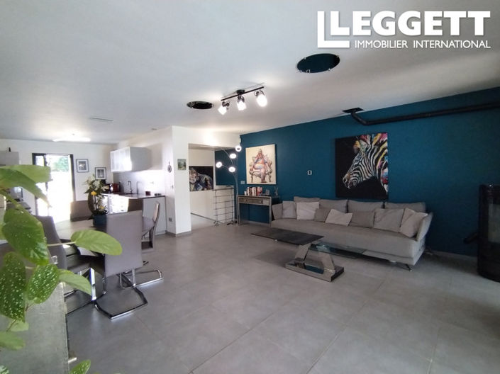 Image No.6-Maison de 4 chambres à vendre à Méounes-lès-Montrieux