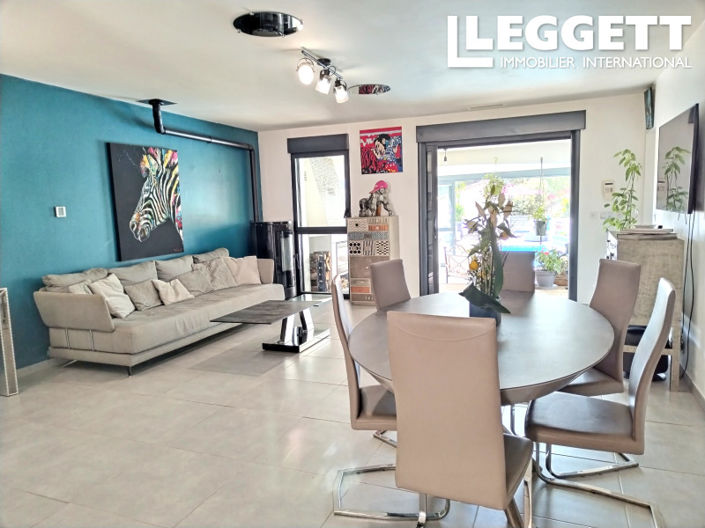 Image No.9-4 Bed House for sale