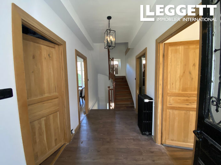 Image No.3-6 Bed House for sale