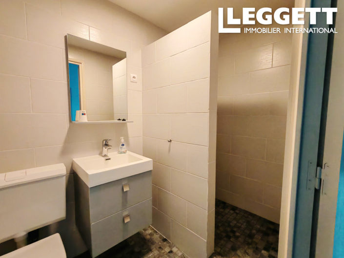 Image No.9-5 Bed House for sale