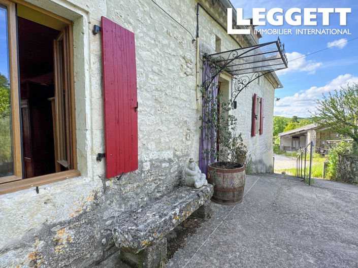 Image No.2-Maison de 1 chambre à vendre à Lot