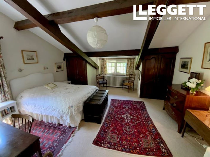 Image No.6-12 Bed House for sale