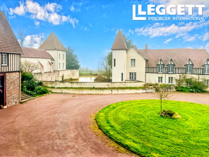 Image No.2-8 Bed House for sale