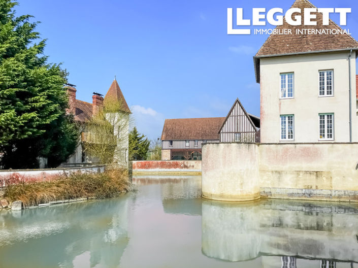 Image No.4-8 Bed House for sale