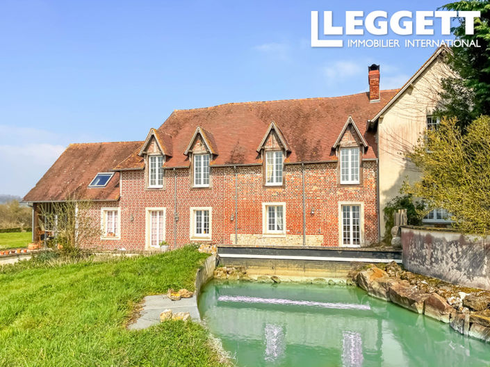 Image No.6-8 Bed House for sale