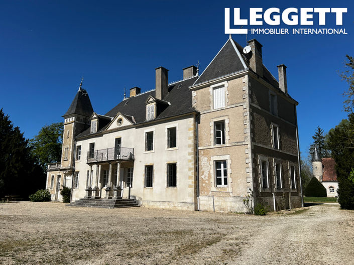 Image No.1-6 Bed Chateaux for sale