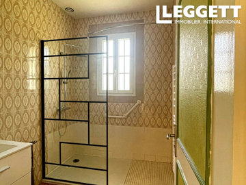 ahr0chm6ly9jzg4uagvzdglhlmltbw8vaw1hz2uvvevom