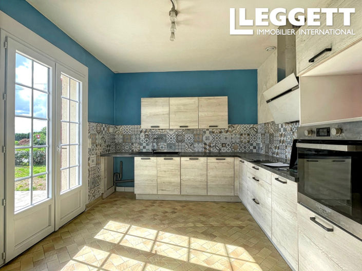 Image No.5-Maison de 4 chambres à vendre à Oradour-Fanais