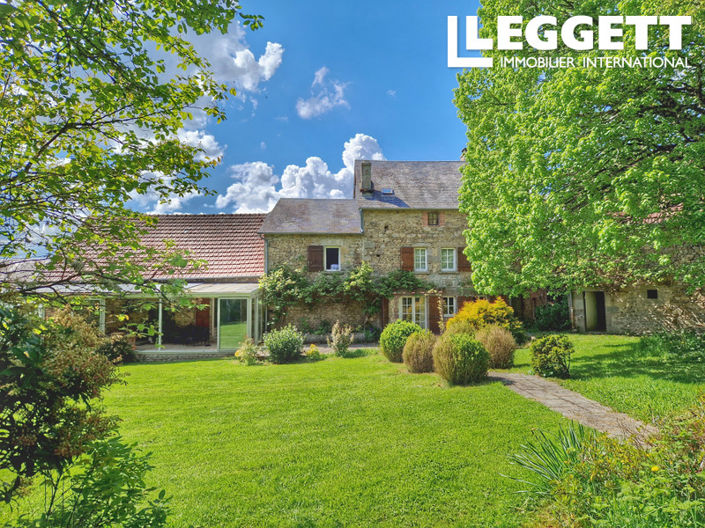 Image No.1-4 Bed House for sale