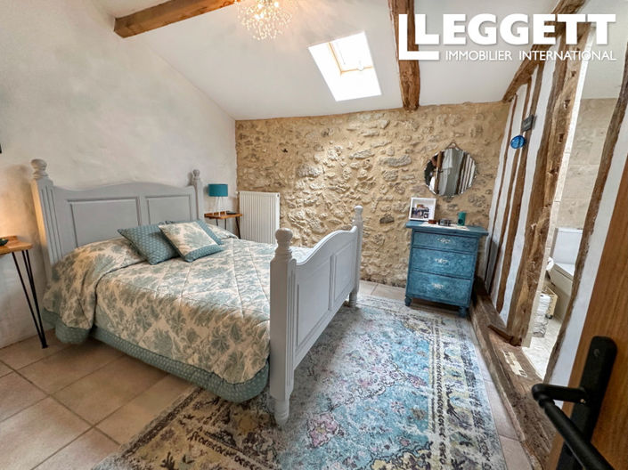 Image No.7-4 Bed House for sale