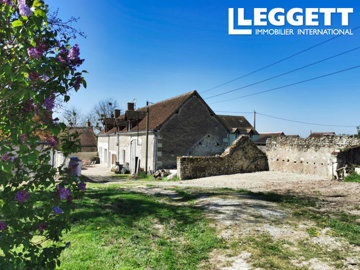 1 - Bléré, House