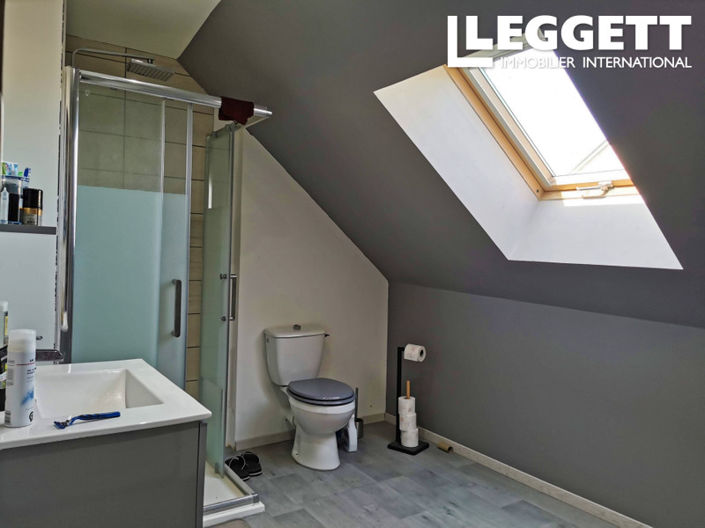 Image No.9-3 Bed House for sale