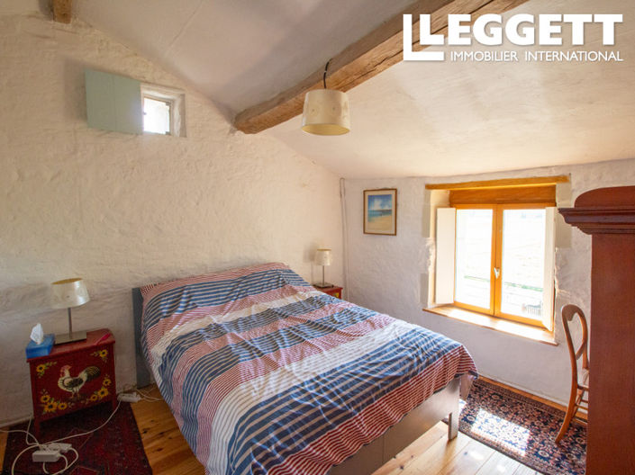 Image No.9-4 Bed House for sale