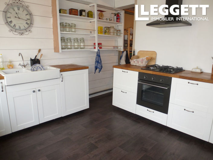 Image No.5-2 Bed House for sale