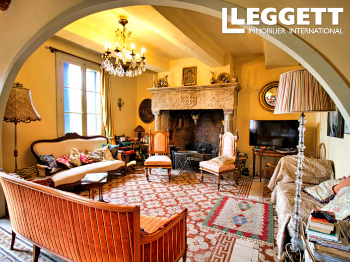 Image No.6-6 Bed House for sale