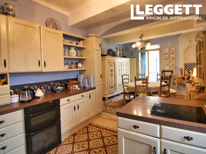 Image No.7-6 Bed House for sale