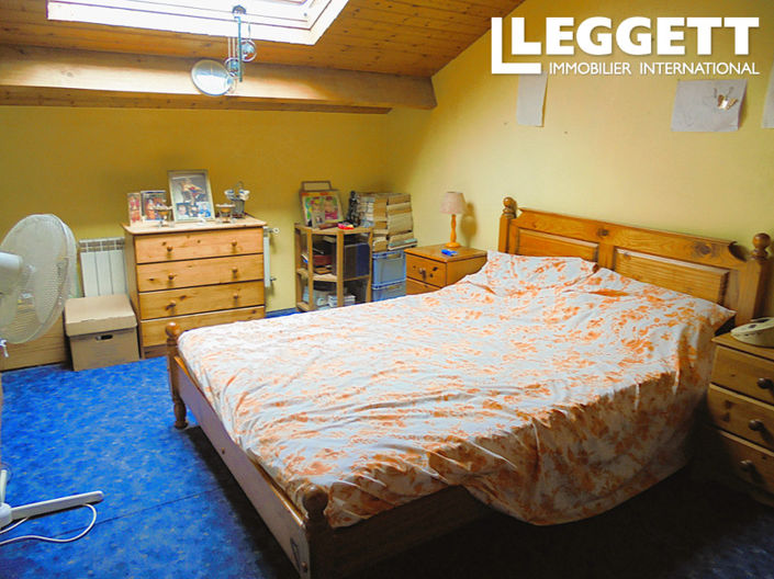 Image No.5-Maison de 5 chambres à vendre à Saint-Paul-Lizonne