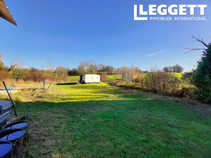 Image No.8-Maison de 5 chambres à vendre à Saint-Paul-Lizonne