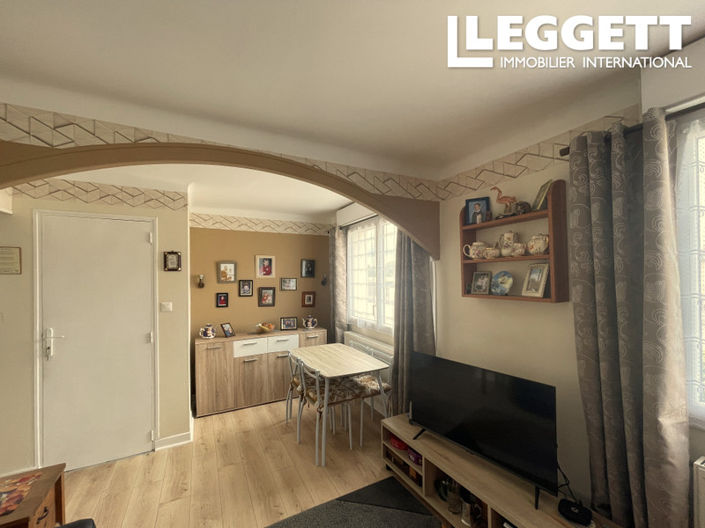 Image No.4-2 Bed House for sale