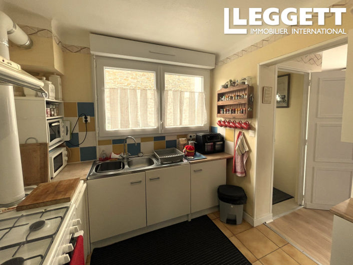 Image No.6-2 Bed House for sale