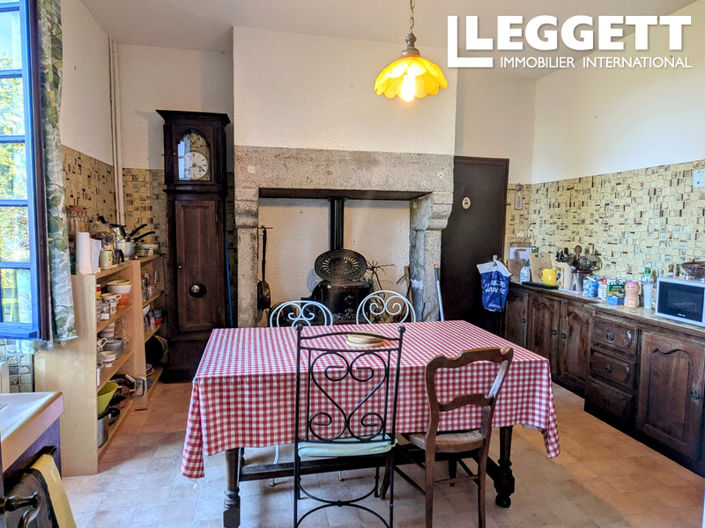 Image No.7-4 Bed House for sale