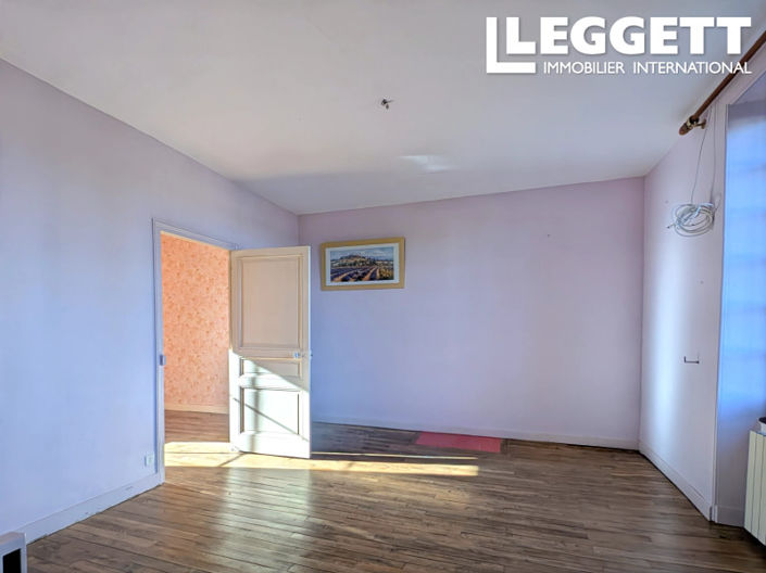 Image No.7-4 Bed House for sale