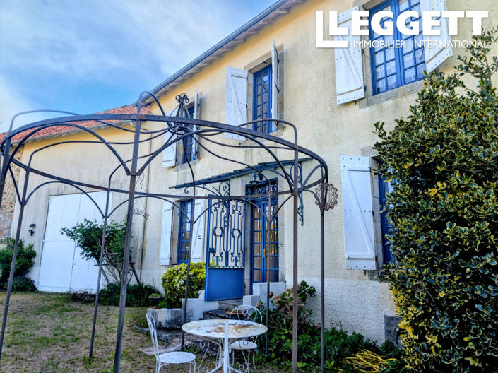 Image No.8-4 Bed House for sale