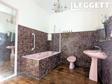 ahr0chm6ly9jzg4uagvzdglhlmltbw8vaw1hz2uvvevom