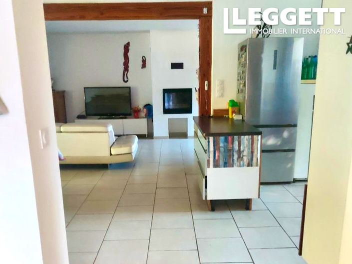 Image No.9-3 Bed House for sale