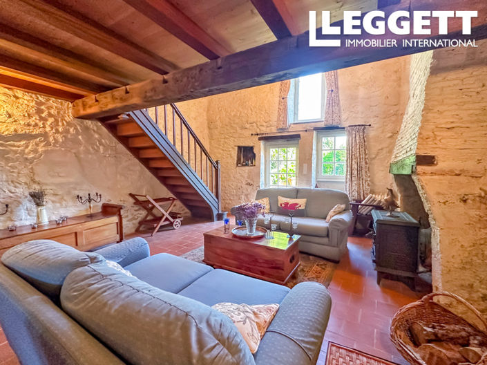 Image No.8-4 Bed House for sale