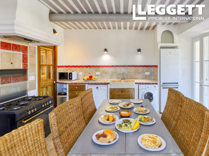 Image No.9-5 Bed House for sale