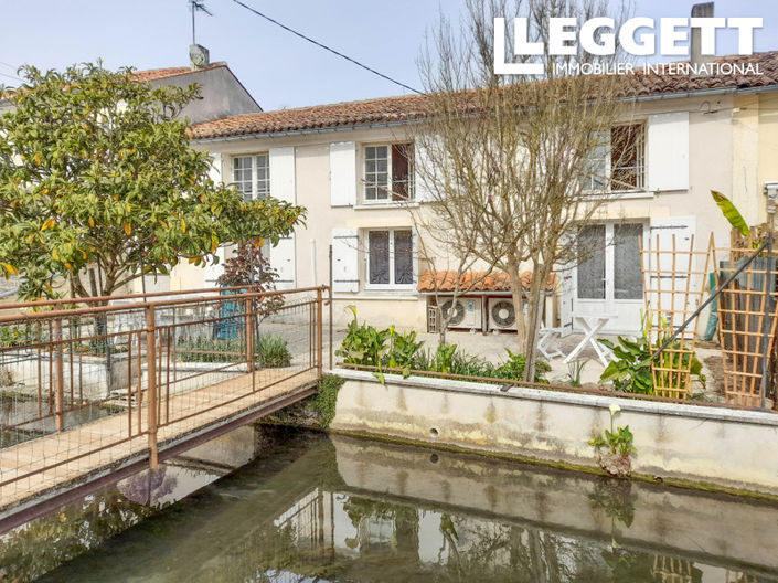 Image No.1-4 Bed House for sale