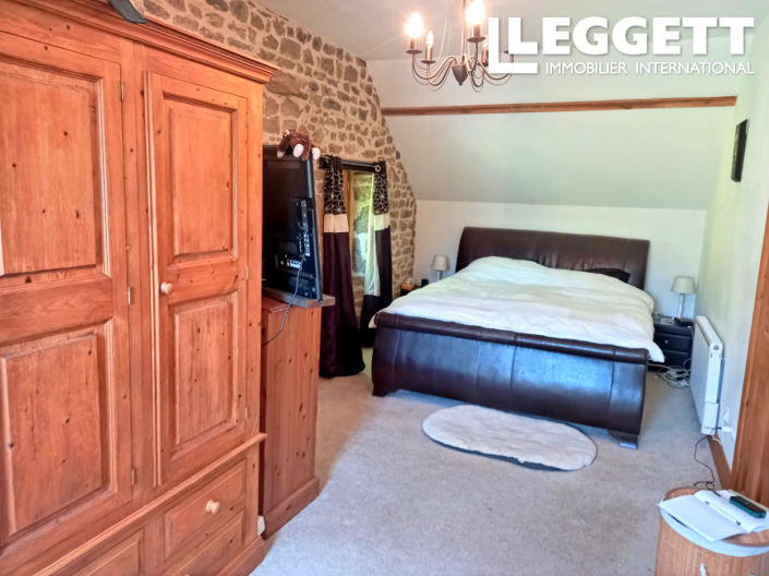 Image No.6-3 Bed House for sale