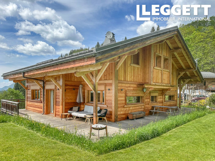 Image No.1-6 Bed House for sale