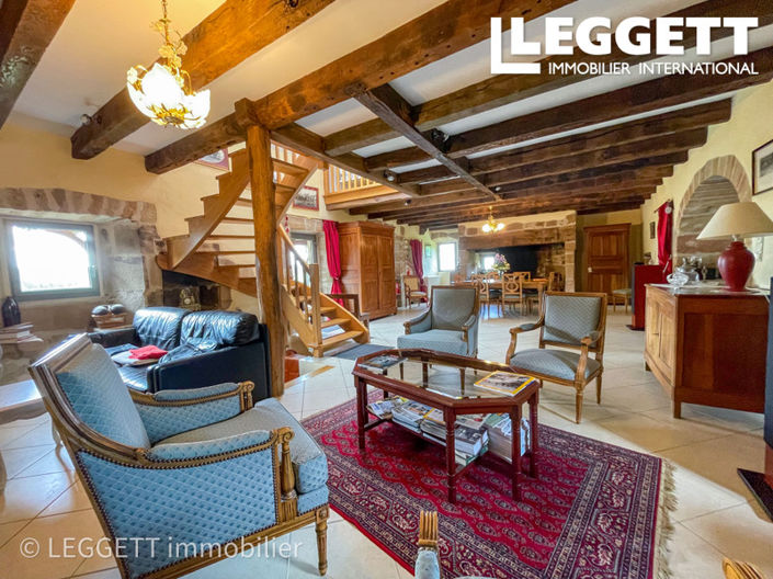 Image No.5-8 Bed House for sale