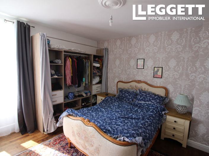 Image No.5-5 Bed House for sale