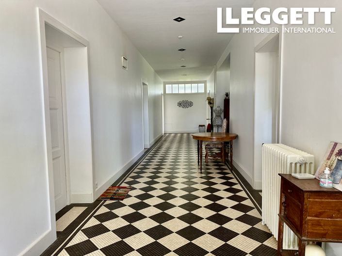 Image No.4-11 Bed House for sale